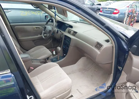 1999 Toyota Camry Le z USA, uszkodzony, nr VIN 4T1BG22K0XU906355